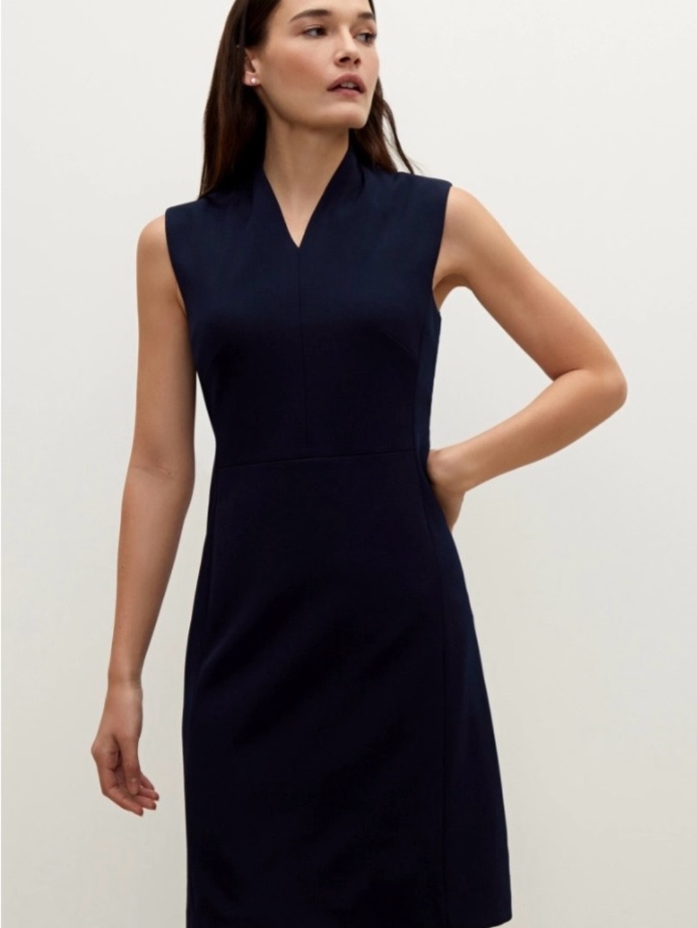 MM La Fleur Sleeveless V-Neck Navy Sheath Dress